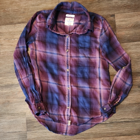 American Eagle Outfitters Boyfriend Fit Plaid Button-Up - Size Extra Small - Picture 1 of 6